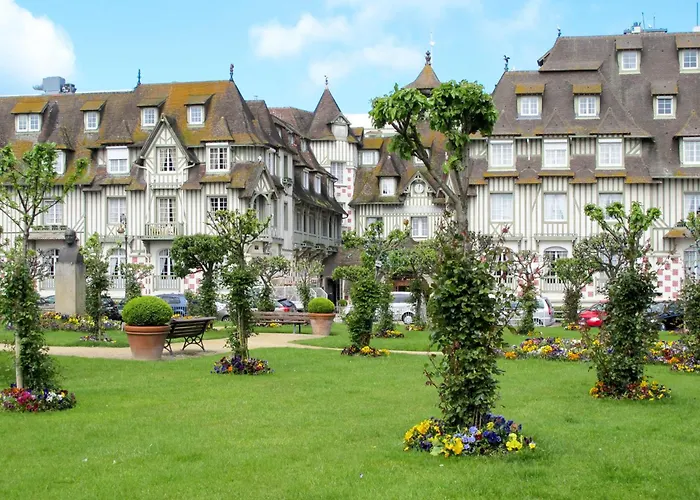 Les Ecuries De Callenville By Interhome